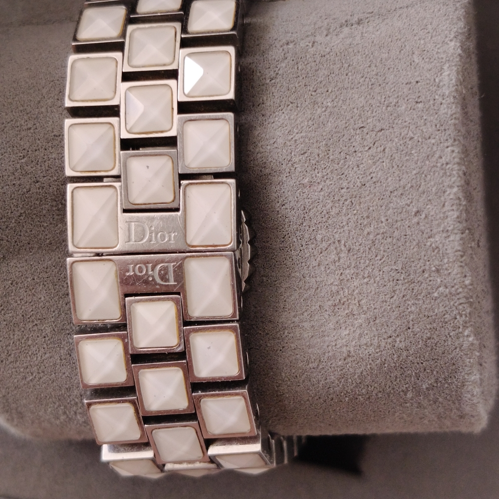 Authentic Dior Watch with 0.66ct Diamonds and box and documents - Picture 6 of 11